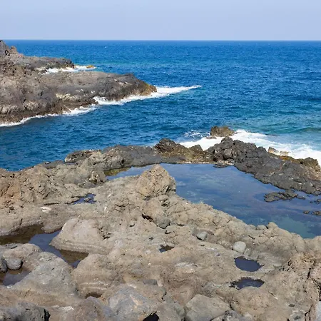 Casa vacanze Okstay - House In Front Of A Natural Pool - El Caleton